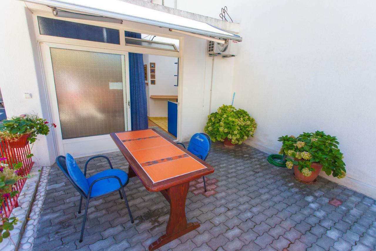 Apartments Paunovic Makarska Esterno foto