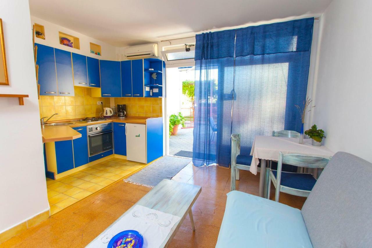 Apartments Paunovic Makarska Esterno foto